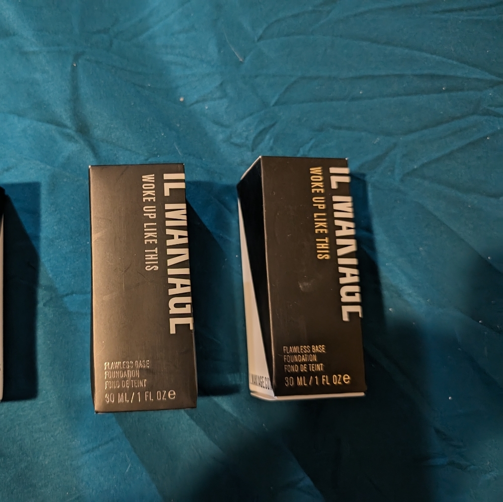 IL makiage Woke Up Like this foundation shade 20 * this is for one bottle